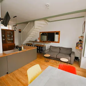 https://appartement-t2-class-3-toiles-42.midi-pyreneeshotels.com